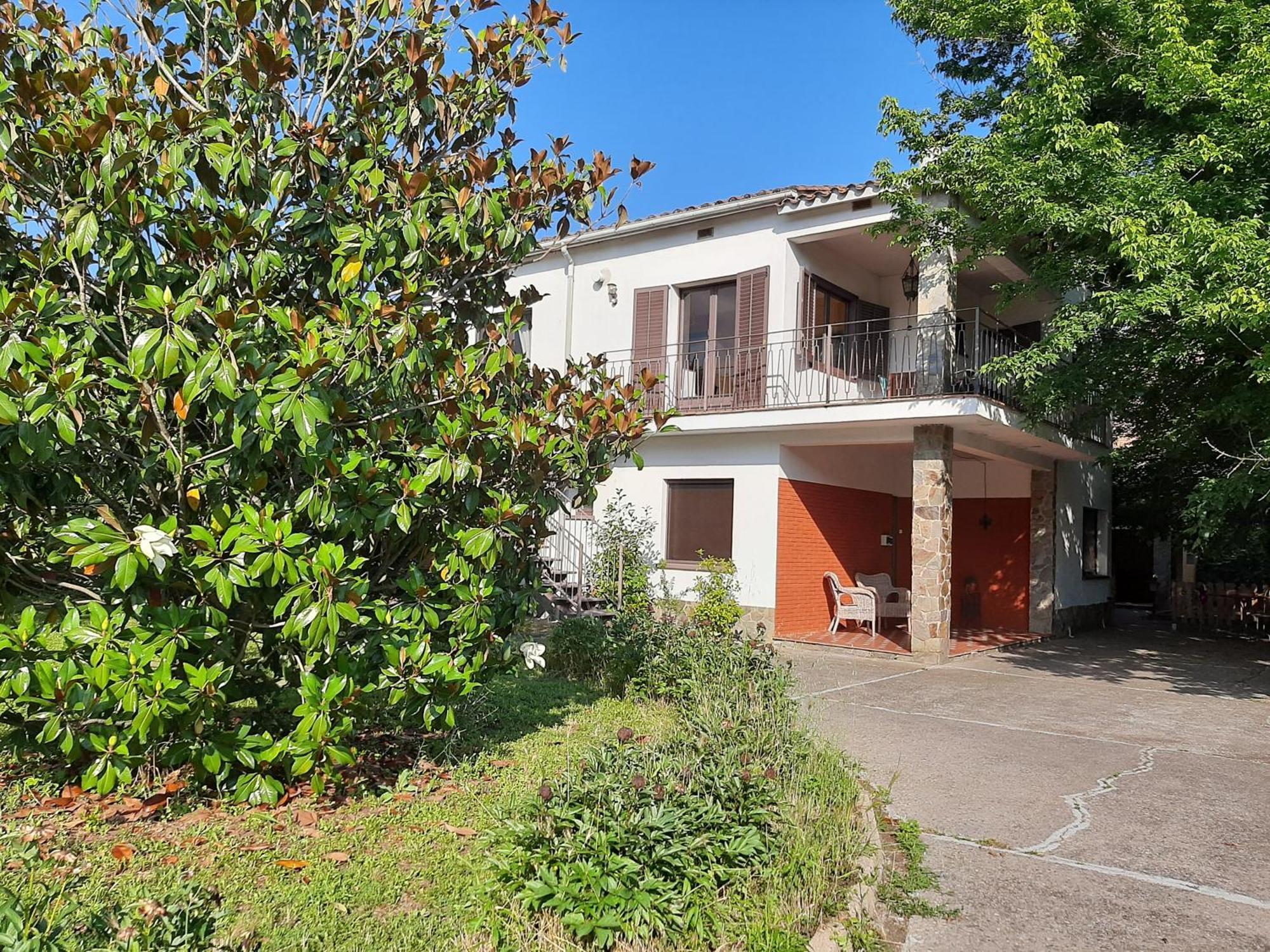 בניולס Apartamento Con Encanto L'Estany 2 מראה חיצוני תמונה